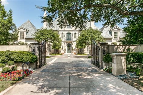 Buyer of $12 million Highland Park mansion gets Jerry Jones as a ...