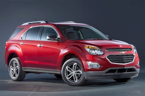 2016 Chevrolet Equinox Pictures - 96 Photos | Edmunds