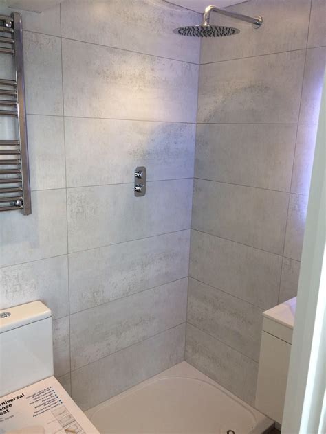 Beautiful silver white bathroom, shower room wall large format tiles | Large shower tile, Gray ...