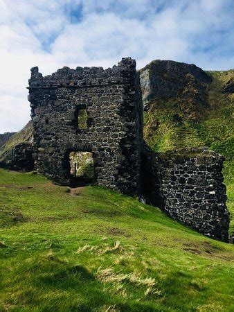 Kinbane Castle (Ballycastle, Northern Ireland): UPDATED 2018 Top Tips Before You Go (with Photos ...