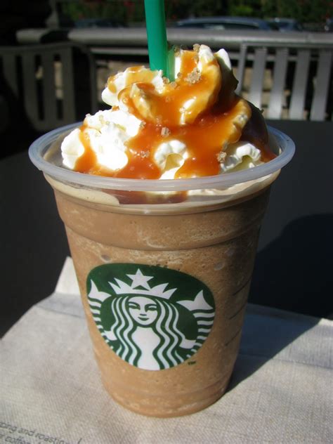 Corrie Food: Salted Caramel Mocha Frappuccino - Starbucks