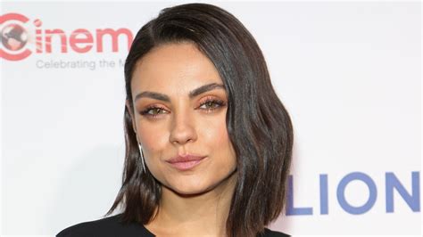 Mila Kunis Got a Chic, Angled Bob Haircut: See Photos | Allure