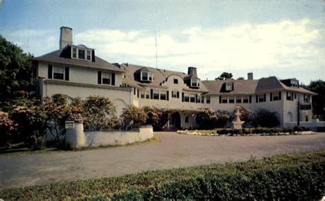 Lighthouse Inn New London, CT