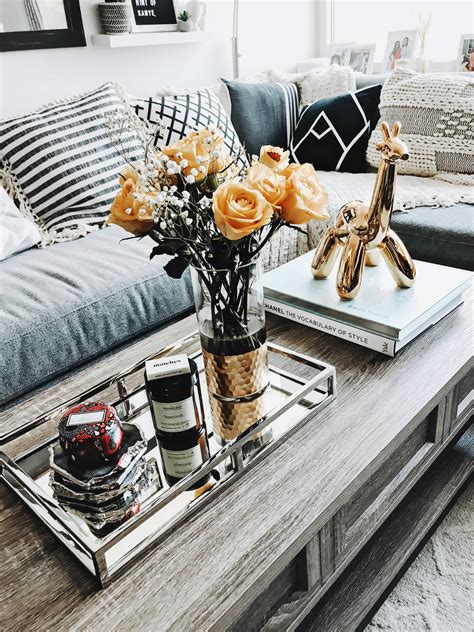 6 Steps To Creating An Instagram-Worthy Coffee Table Display