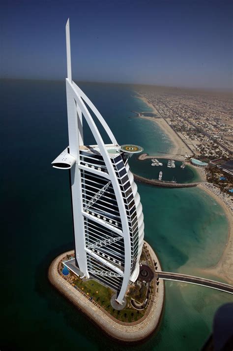 VOID MATTERS: ARCHITECTURE MIDDLE EAST - Burj Al Arab