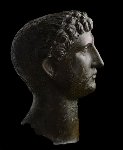 Head from a statue of the emperor Hadrian. London, British Museum.