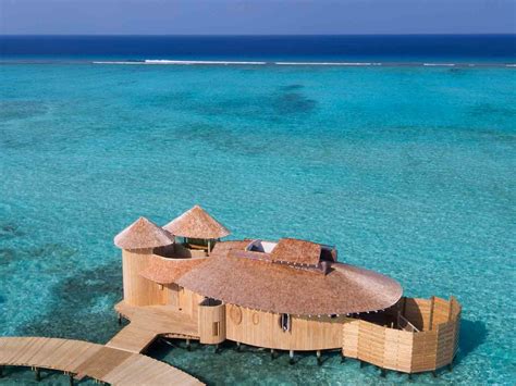 This new resort in the Maldives brings the outdoors right in | Condé ...