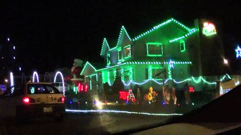 The Best Dancing Christmas Lights Ever - YouTube