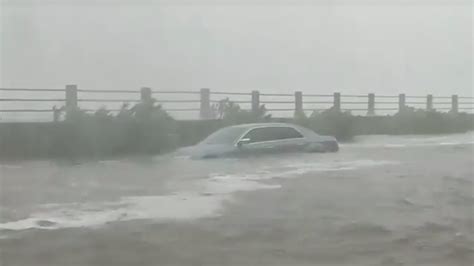 These Videos Of Charleston Flooding Are Shocking