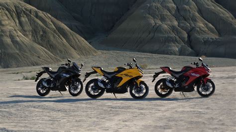 Hero Karizma XMR vs Bajaj Pulsar RS200 vs Suzuki Gixxer SF 250 vs Yamaha R15 V4: Price ...