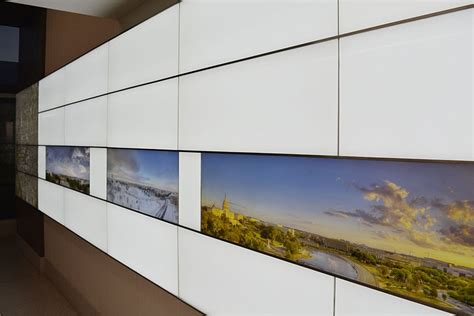 Backlit Glass Wall + Custom Graphics | GPI Design