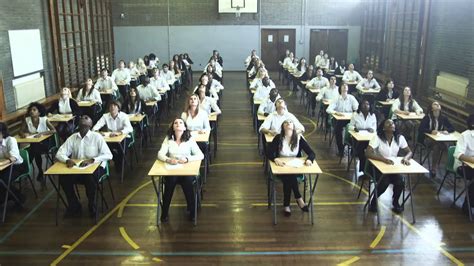 Mexican Wave in Exam Hall | Childline - YouTube