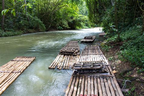 Rafting Down Martha Brae River, a Must Try in Jamaica ( + video ...