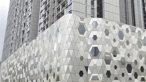 Building façade design: 3 applications starring aluminium