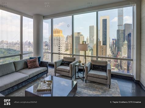 New York, NY - July 27, 2015: Luxury high-rise apartment living room ...