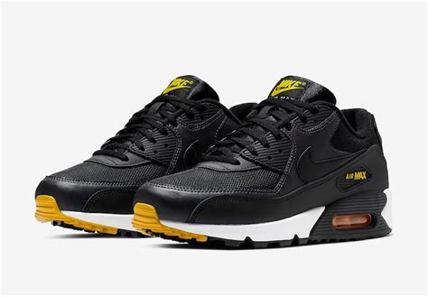 Nike Air Max 90 Black Yellow AJ1285-022 Release Date | SneakerFiles