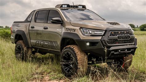 The 2021 Toyota Hilux Mako Is The Ultimate Raptor-Baiting Off Road ...