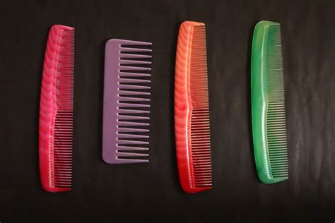 11 Different Types of Combs