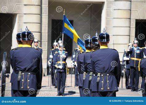Changing of the Guard Ceremony Editorial Image - Image of troops ...