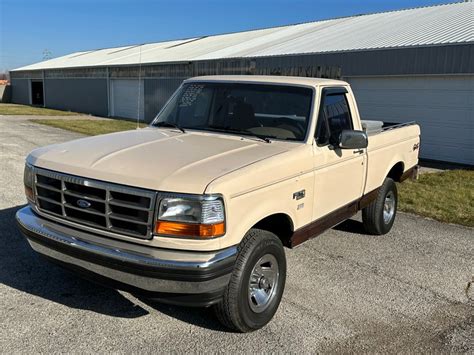 1993 Ford F-150 Flareside 117" WB 4WD for sale #295144 | Motorious