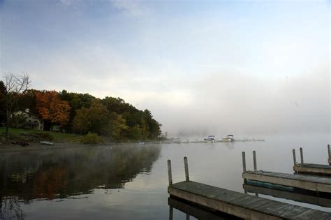 Lake Wallenpaupack - Hotels, Restaurants, Things to Do and Maps