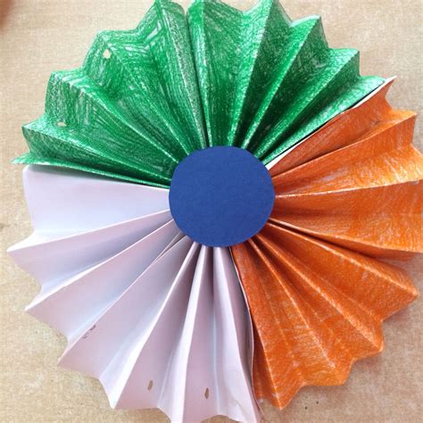 Independence Day craft | Paper decorations diy, Independence day decoration, Preschool crafts