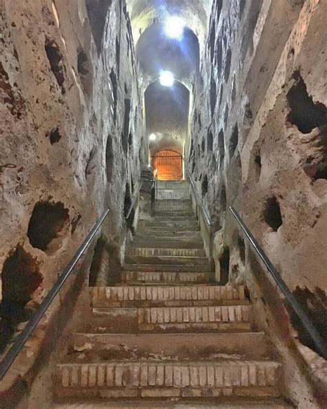 Catacombs of St.Callixtus Guided Tour: Explore Rome's Past