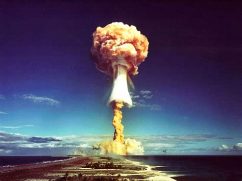 The AI Doomsday Bible Is a Book About the Atomic Bomb | WIRED UK