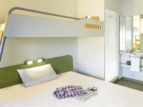 Hotel ibis budget Berlin Kurfuerstendamm. Book now! Wifi!