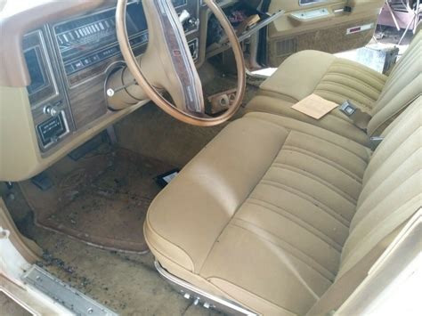 grand marquis interior | Barn Finds