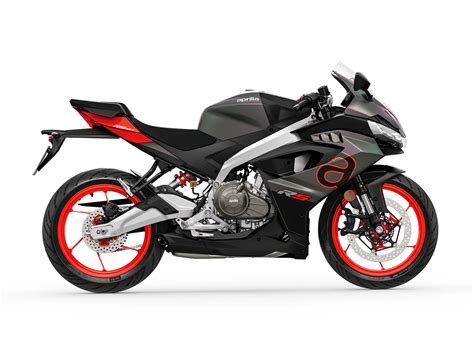 2024 Aprilia RS457 Guide • Total Motorcycle