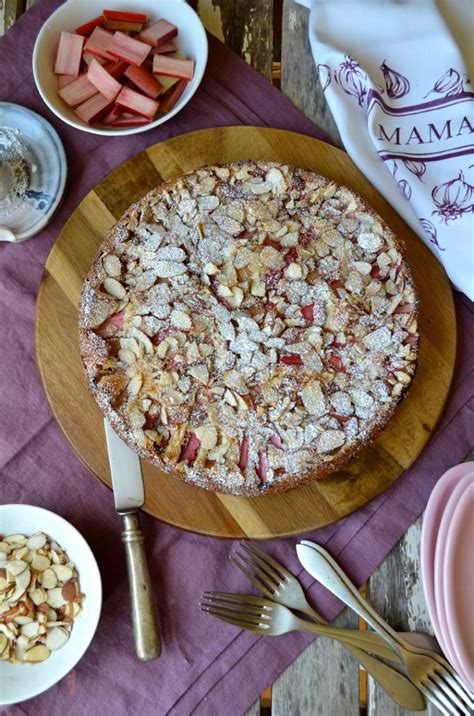 Rhubarb Almond Cake, and Preparing for Thanksgiving - MAMA ÍA