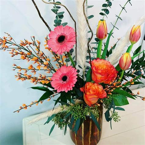 16 Best Florists for Flower Delivery in Rochester, NY - Petal Republic