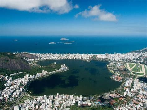 Rodrigo de Freitas Lagoon (Lagoa Rodrigo de Freitas), Rio de Janeiro ...