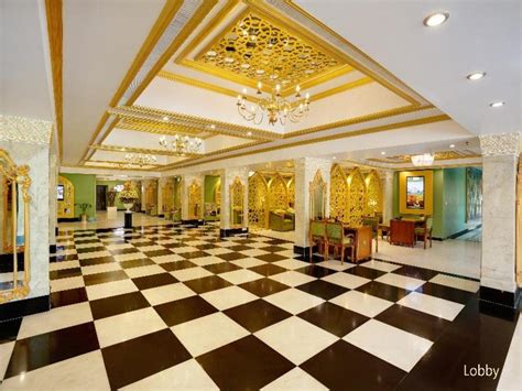 Hotel Clarks Shiraz Agra Agra, India: Agoda.com