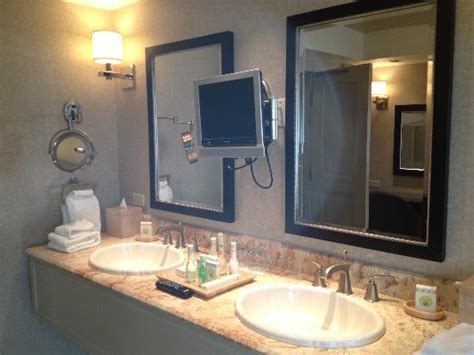 Salon Suite's bathroom - Picture of Bellagio Las Vegas, Las Vegas ...