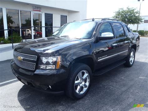 Black 2013 Chevrolet Avalanche LTZ Black Diamond Edition Exterior Photo #80842385 | GTCarLot.com