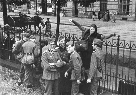 The White Rose: Student Resistance Against Hitler, Munich 1942/43 ...