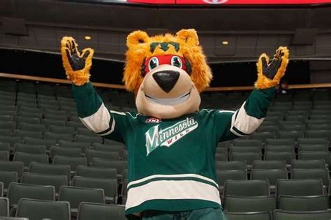 Minnesota Wild Mascot / Minnesota Wild mascot Nordy celebrates after a ...