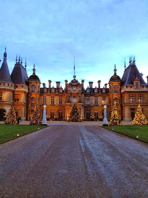 Christmas - A Festive Waddesdon Manor - Roses and Rolltops