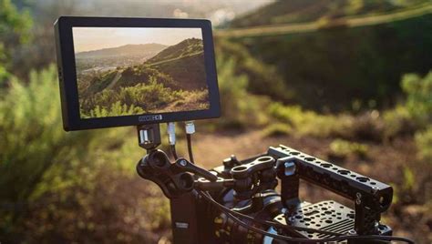 6 Best External Camera Screen in 2022 | (Reviewed & Guide)