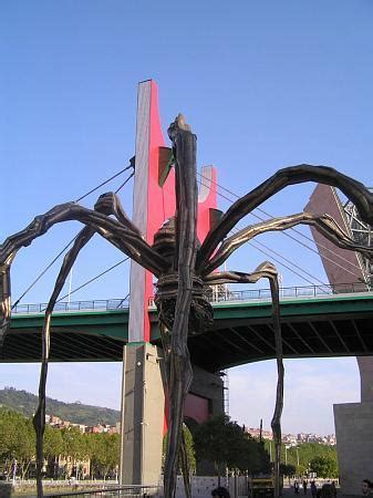 Maman (sculpture) - Bilbao / Bilbo