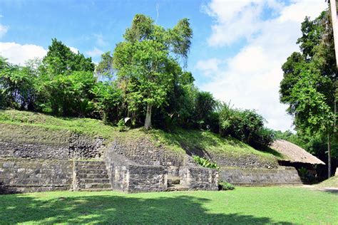 Yaxha, Acropolis Este, Guatemala