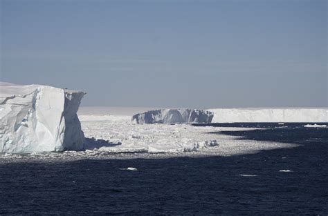 Research Indicates Slow, Irreversible West Antarctic Ice Melt