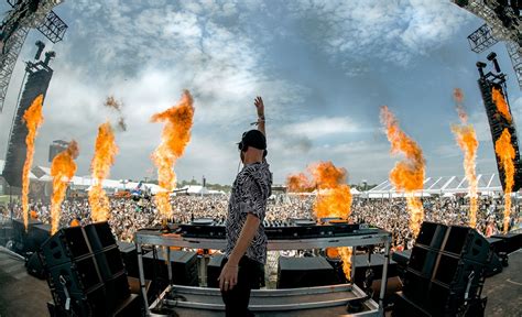 The Chainsmokers, Marshmello, More Set for Preakness InFieldFest 2022 ...