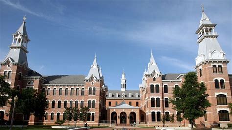 Baylor intends to resume on-campus instruction in August