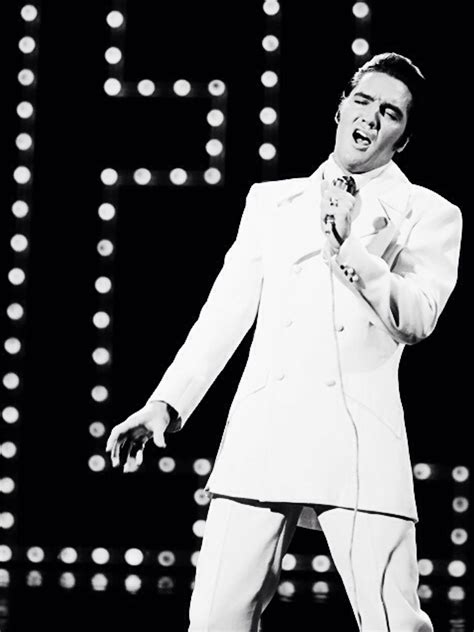 Elvis Presley--that white suit from If I Can Dream!!!! | Elvis today ...