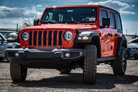 Top Inexpensive Ways to Customize Your Jeep - RECON Truck Accessories