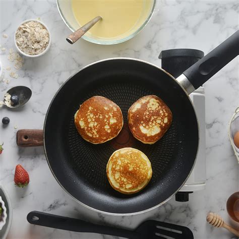 11 Things to Cook in a Nonstick Frying Pan—and 4 Things Not To