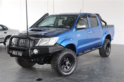 2014 Toyota Hilux SR5 (4x4) KUN26R Turbo Diesel Automatic Dual Cab ...